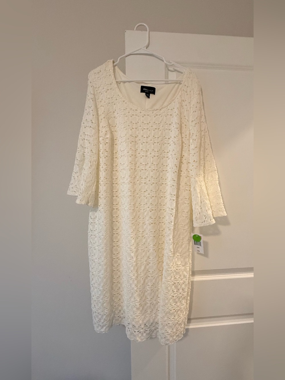 Studio Cream Lace Midi Dress